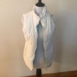 AEROPOSTALE WHITE VEST WITH BLUE INSIDE